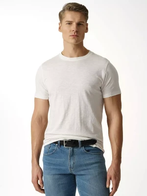KUBENZ - Biały t-shirt GARA - 100% Bawełna - Okrągły dekolt - Sygnowane logo - Styl casual