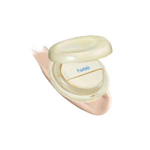 FWEE - Cushion Egg-Fit Cover 1.5 Peach, 13g - podkład w formie cushion, jasny beż z brzoskwiniowym podtonem