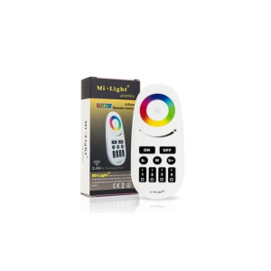 Pilot 4 - strefowy LED RGB, RGBW z klawiszami klasycznymi