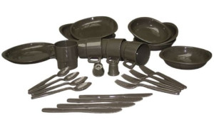 MIL-TEC 26-teiliges Teller und Besteck-Set
