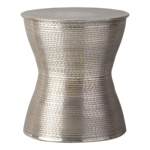 Stolik boczny Gallery Direct Karad metalowy antyczne srebro 43x43x48 cm