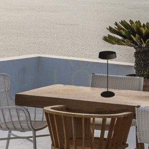 Przenośna lampa stołowa zewnętrzna 2.2w czarna ZAMBELIS