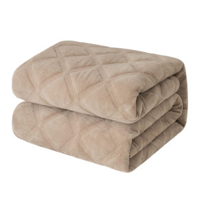 Narzuta na łóżko 200x220 velvet jasnobeżowa pikowana na kanapę NNG 3409