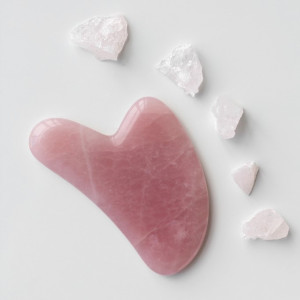 Fluff - Gua Sha plate rose quartz