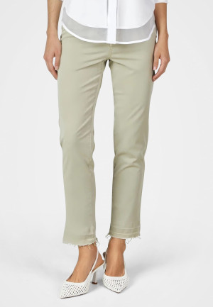 Slim Fit Hose im 5 Pocket Stil
