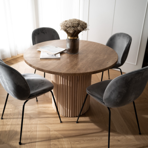 Hygge Travertine - okrągły stół na drewnianej podstawie : Kolor podstawy - Dąb bielony, Rodzaj kamienia - Black Forest, Średnica stołu  - 130 cm