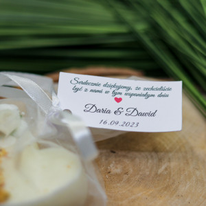 Zawieszka bilecik karteczka prostokątna 3x6cm Biała satyna Twój tekst