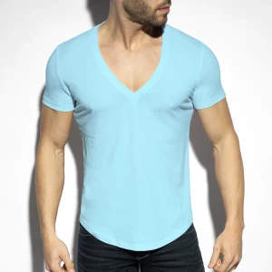ES Collection T-shirt podkreślający muskularną klatę TS333 C-23 błękitny