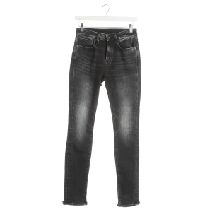 R13 Jeans (schwarz, Gr. 26) Baumwolle - gebraucht, Damen, mit Waschung & Offener Saum