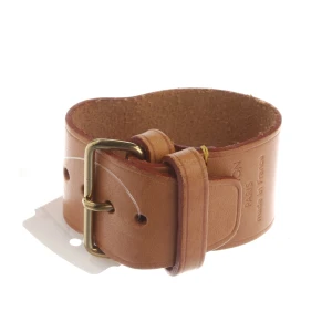 Louis Vuitton Anhänger (hellbraun) Leder - gebraucht, Armband mit Prägung 'LOUIS VUITTON PARIS made in France' & Dornschließe aus Metall