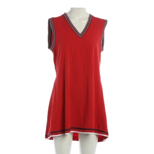 Varley Kleider (rot, Gr. S) Polyester / Elastan - gebraucht, mit Kontraststreifen an Ausschnitt und Saum & Plissierte Rückseite