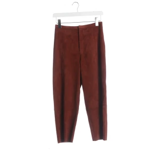 Stouls Hosen (braun, Gr. XS) Veloursleder - gebraucht, Lederhose mit High-Waist-Schnitt & Verdeckter Verschluss