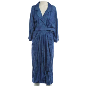 Dior Kleider (blau, Gr. S) Viskose - gebraucht, Kleid mit Reverskragen & Integrierter Gürtel mit Schnalle
