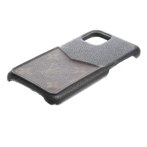 Louis Vuitton Etuis (schwarz) Leder - gebraucht, Handyhülle mit Kartenfach auf der Rückseite & Kamera-Aussparung