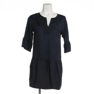 Sandro Kleid 34 Navy (navy, Gr. 34) Baumwolle - gebraucht, Damen Rüschen an den Ärmelabschlüssen, Kordelzug an der Taille