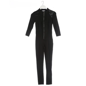 Patrizia Pepe Jumpsuits (schwarz, Gr. 34) Viskose - gebraucht, mit Frontreißverschluss & Schulterdetails aus Kunstleder