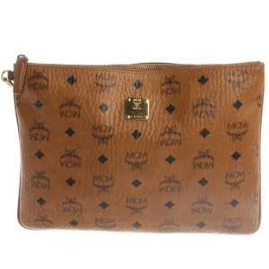 MCM Clutches (hellbraun) Leder - gebraucht, Handtasche mit Reißverschluss zum Schließen & Goldfarbene Hardware