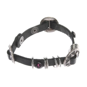 HTC Armbänder (schwarz) Leder - gebraucht, Armband mit Druckknopf zum Schließen & Silberfarbene Metallbeschläge