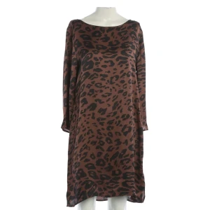 Juvia Kleid S Braun (braun, Gr. S) Viskose - gebraucht, Damen Leopardenmuster, leichtes Material