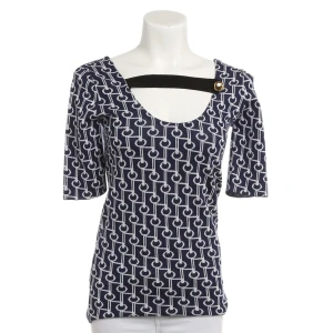 Prada Shirt 34 Navy (navy, Gr. 34) Wolle - gebraucht, Damen geometrisches Kettenmuster, asymmetrischer schwarzer Riemen am Ausschnitt