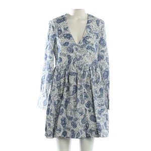 Ganni Kleider (beige, Gr. 34) Baumwolle - gebraucht, Minikleid mit Paisleymuster & Geraffte Taille