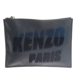 Kenzo Clutches (blau) Leder - gebraucht, mit Reißverschluss zum Schließen & Silberfarbene Hardware