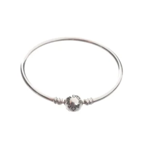 Pandora Armband (silber) 925er Sterling Silber - gebraucht, Armreif mit Logo-Gravur & Kugelverschluss