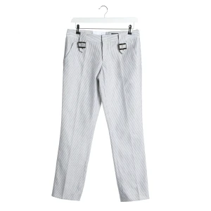 Gucci Hosen (weiß, Gr. 36) Baumwolle - gebraucht, Stoffhose mit Zier Schnallen am Bund vorne & Paspeltaschen hinten