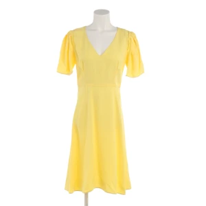 Marni Kleider (gelb, Gr. 36) Viskose - gebraucht, Sommerkleid mit V-Ausschnitt & Kurze Puffärmel