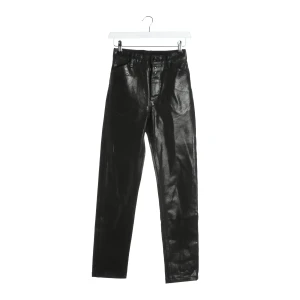 MM6 Hosen (schwarz, Gr. W36) Baumwolle - gebraucht, Stoffhose mit Glänzendes Finish & Knopfleiste