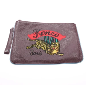 Kenzo Tiger Handtaschen (bordeaux) Leder - gebraucht, Clutch mit Reißverschluss zum Schließen & Silberfarbene Hardware