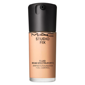 MAC Studio Fix Fluid Spf 15 - Fondotina Soft-matte, Effetto Seconda Pelle, Coprenza Naturale Fino A 24 Ore 30 ML