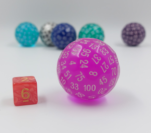 Spiel W100 Transparent Pink - Würfel