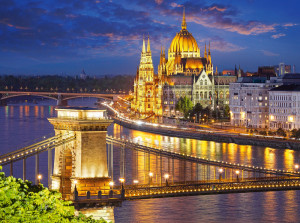 Castorland-Puzzle 2000 Teile: Budapest bei Sonnenuntergang