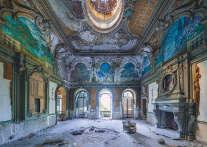 The Palace (Lost Places)