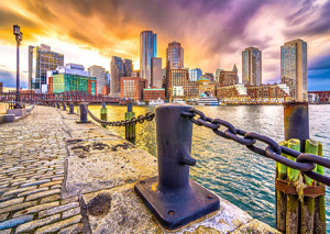 Boston Harbor bei Abenddämmerung
