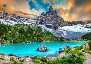 Sorapissee in den Dolomiten