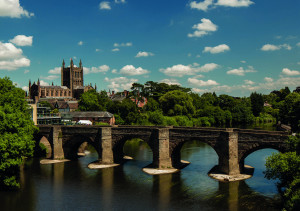 JHG Jigsaws-Puzzle 1000 Teile: Brücke von Hereford