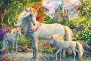 Einhornstute mit zwei Fohlen