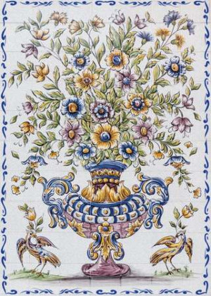 Fliesenkunst mit Blumenvase