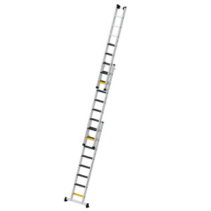 Stufen-Mehrzweckleiter 3-teilig mit nivello®-Traverse und clip-step R13 3x8 Stufen