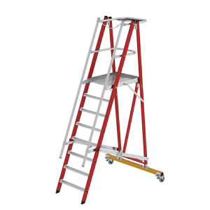 Plattformleiter GFK/Alu klappbar und fahrbar mit GFK-Handlauf