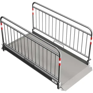 Schake - Grabenbrücke aus Aluminium mit Sicherheitsgeländer