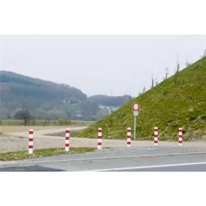 Schake - Absperrpfosten Stahlrohr 100 x 100 x 3 mm ortsfest zum Einbetonieren