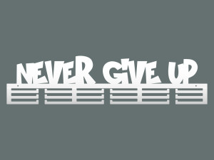 Wieszak na medale Never give up 80 cm - biały matowy