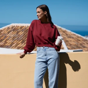 Ceglasta krótka bluza bawełniana - Bluza Robbin Short Cayenne - sklep More'moi - Rozmiar: S/M