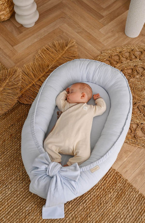 Kokon niemowlęcy premium – baby blue (+ materac i prześcieradło)