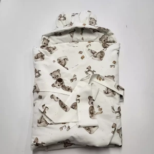 Otulacz Do Fotelika z Kapturkiem | Misie | OUTLET