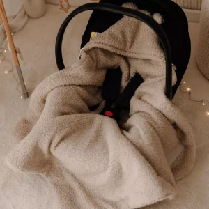 Otulacz Do Fotelika Samochodowego z Kapturkiem | Baranek Beżowy