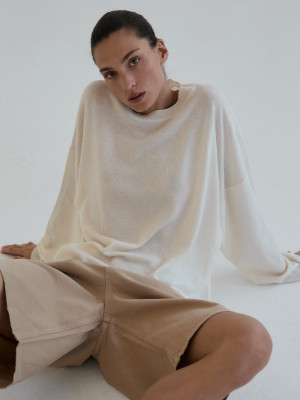 wełniany sweter oversize z domieszką kaszmiru THICC eggshell - M